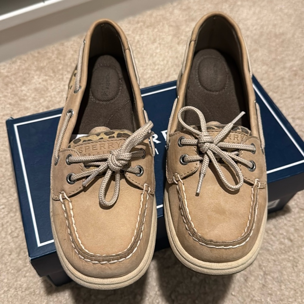 Sperry boat shoes